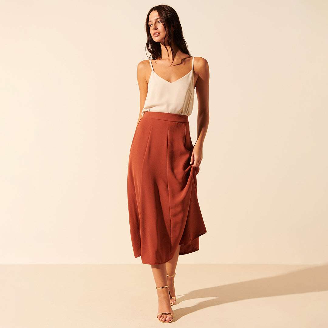 Les meilleures tenues femme pour un look professionnel