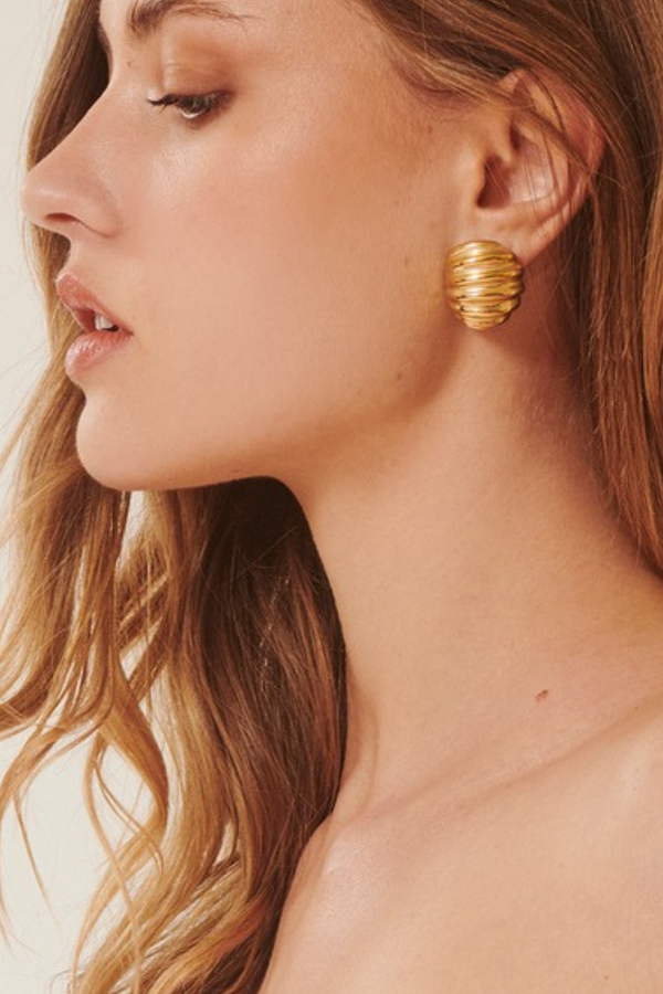 Arsénia | Boucles dorées texturées
