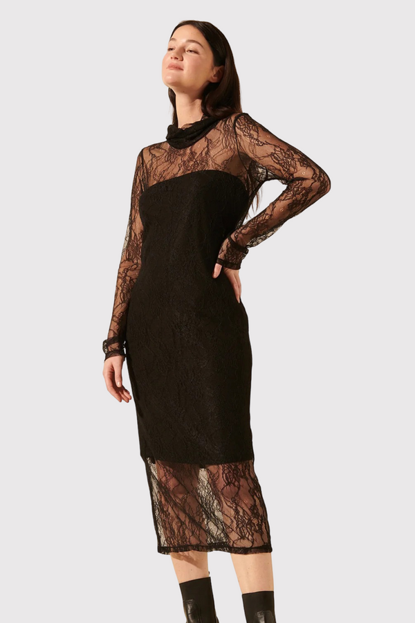 Tori | Abito in pizzo