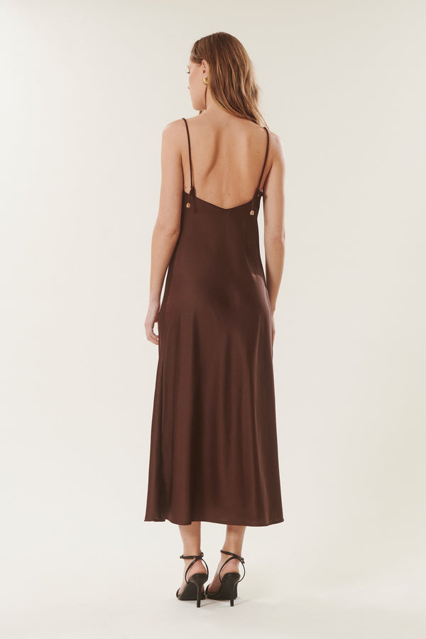 Nella | Robe satinée col bénitier