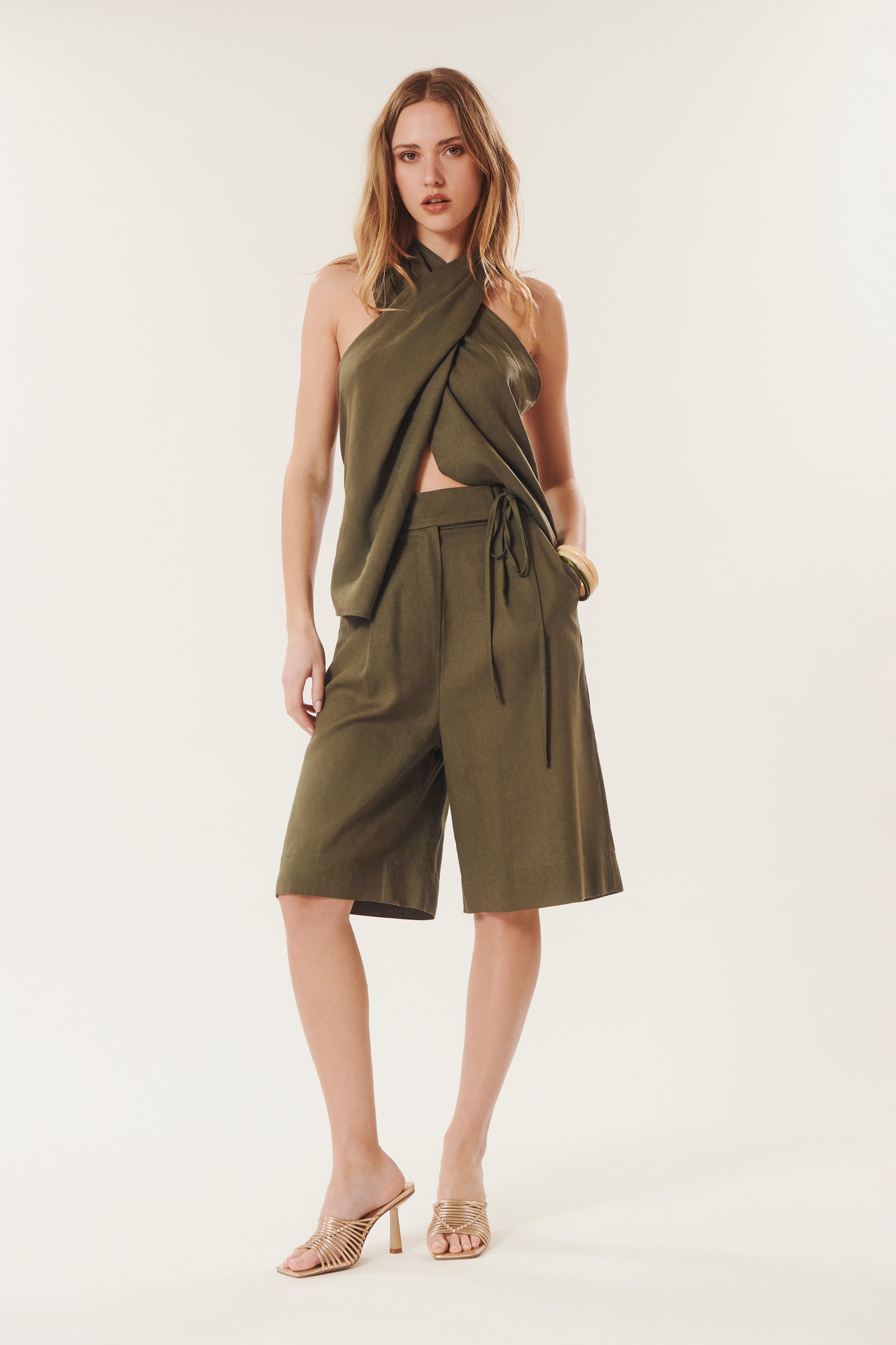 Leone | Bermuda en lin