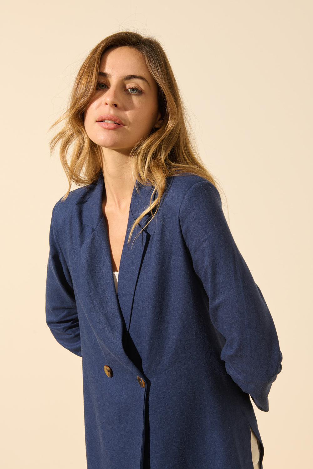 Antea | Straight jacket