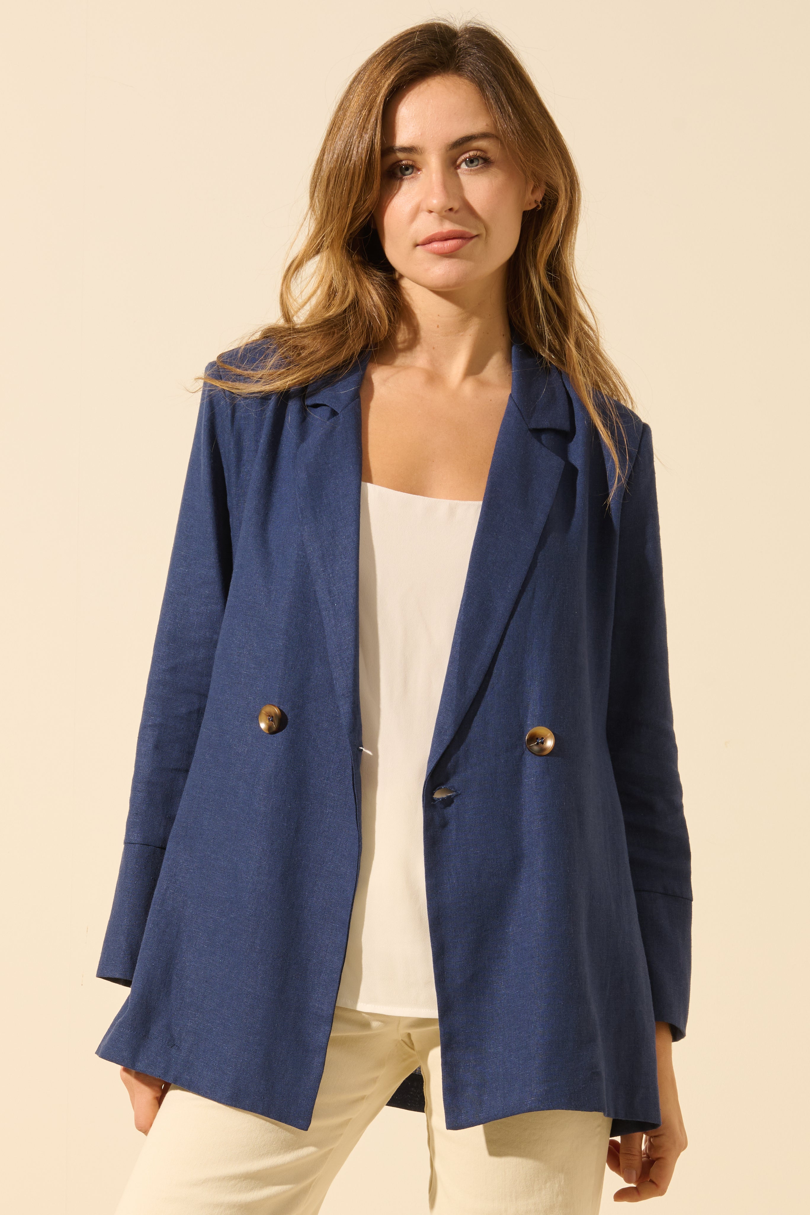 Antea | Straight jacket