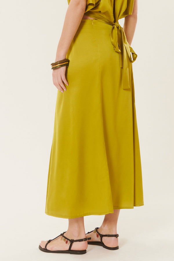 Alberta | Satin midi skirt