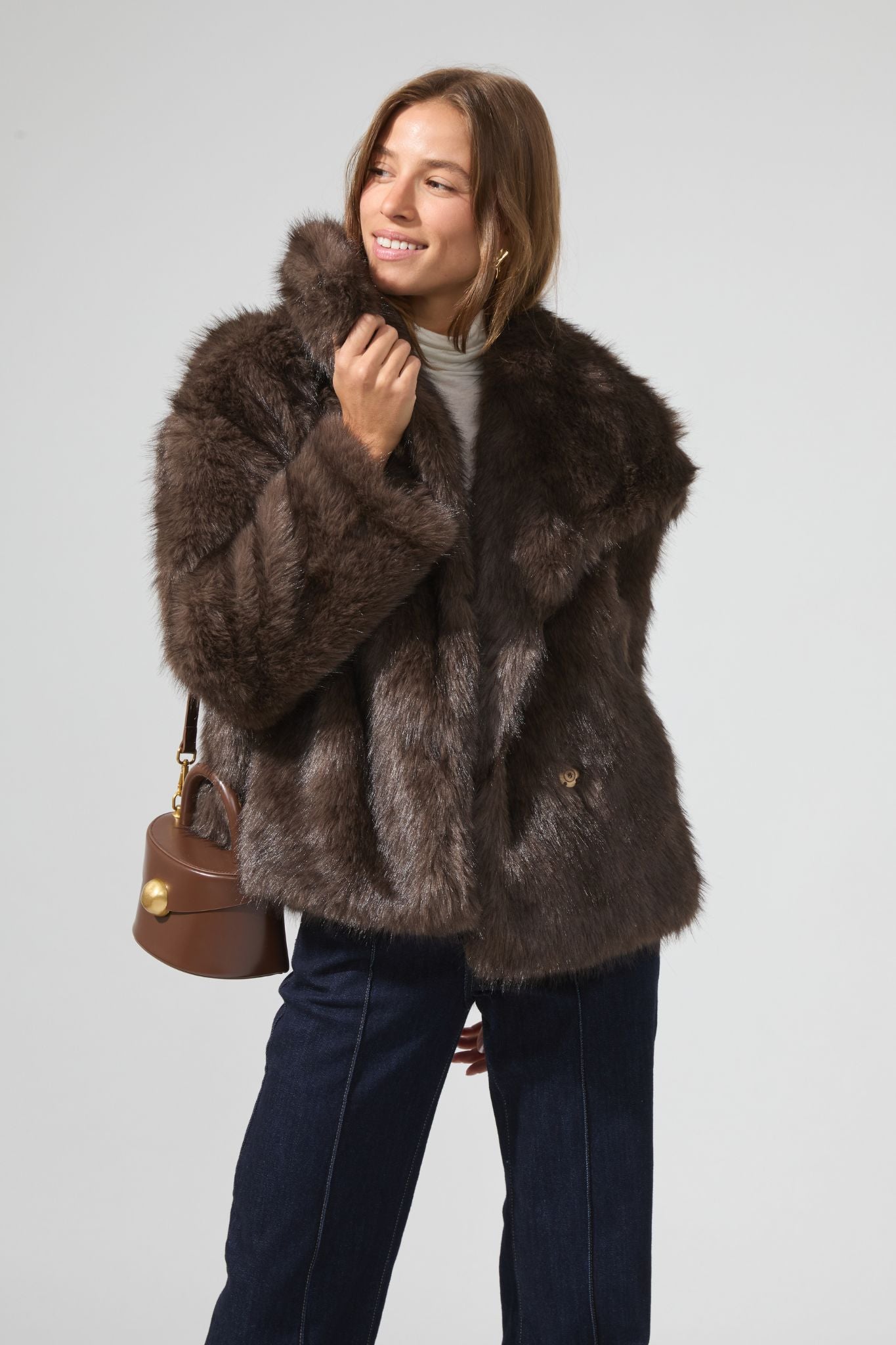 Coyote | Fur-effect coat