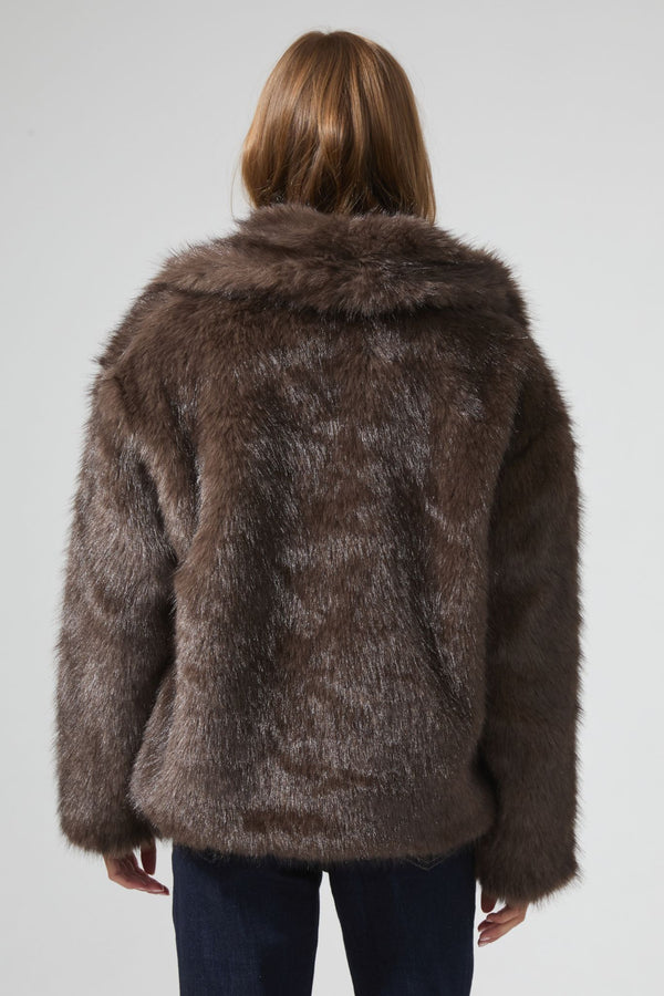 Cappotto effetto pelliccia Coyote