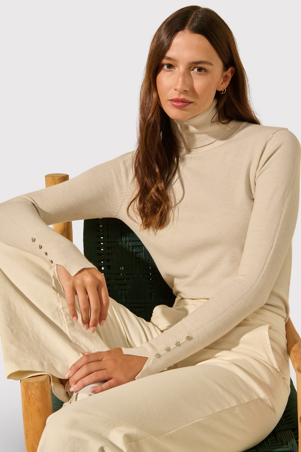 François | Turtleneck sweater