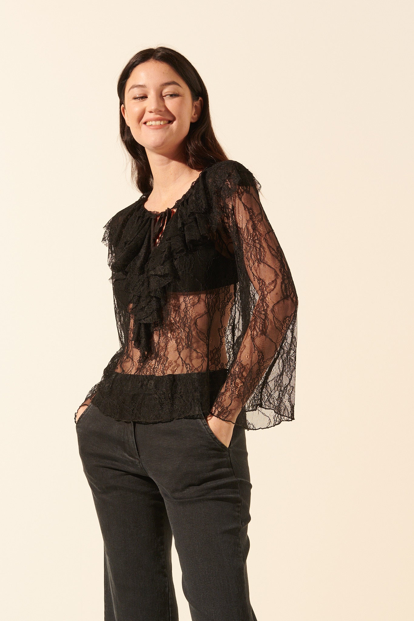 Froufrou | Lace top
